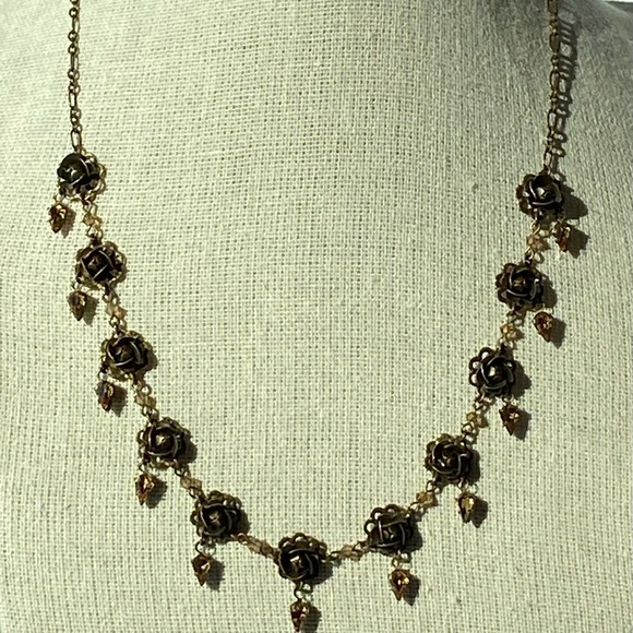 Liz Palacios Signed Pear-Shaped CrystalFlower Choker Necklace - Picture 14 of 14